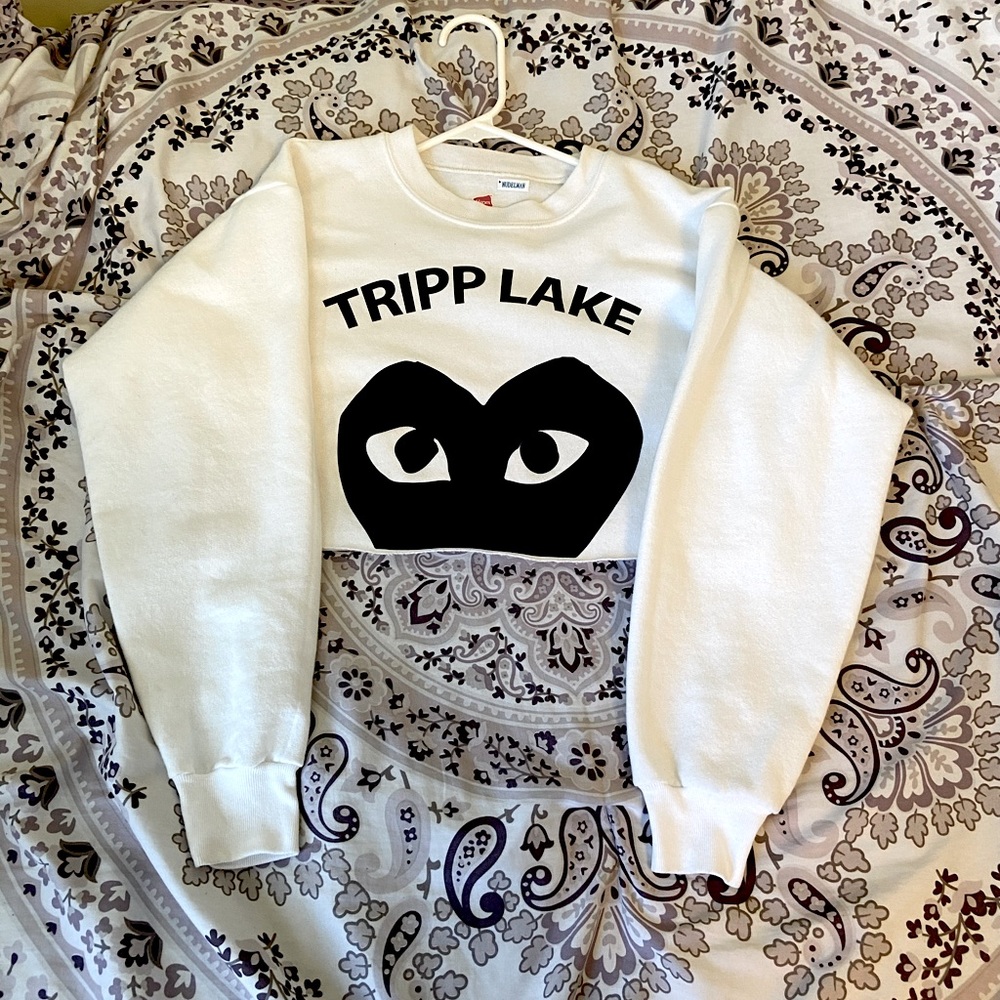Cropped White sweatshirt
